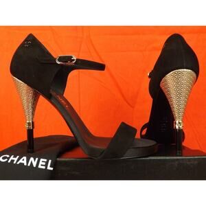NIB CHANEL G32145 BLACK SUEDE CC LOGO GOLD HEEL PLATFORM SANDALS PUMPS 40.5